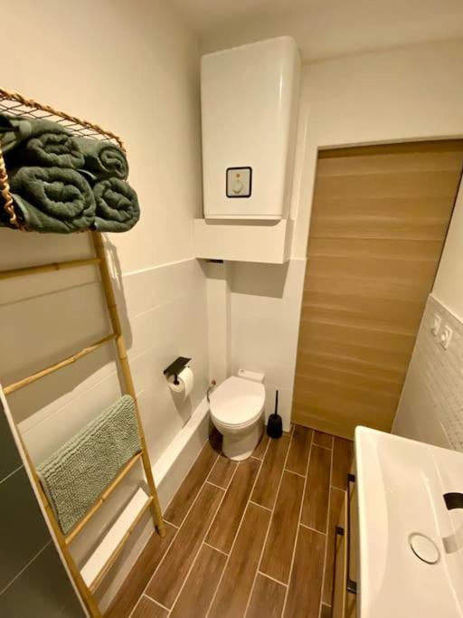 Studio D'Hotes Avec Piscine « Le Clos N°6 » Cormicy 外观 照片